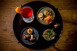 八番街Drip'sの軽食とカクテル