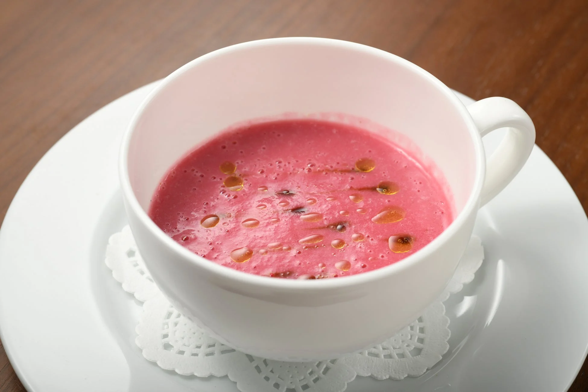 ピンク色のスープ