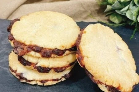 あんこが挟まれたどら焼き