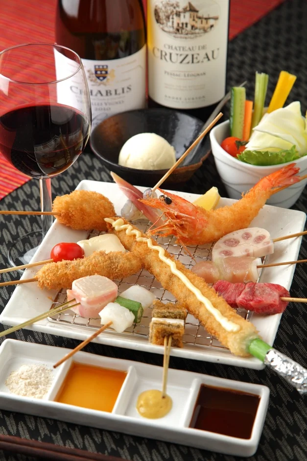 串カツとワイン 揚八の串カツ盛り合わせ