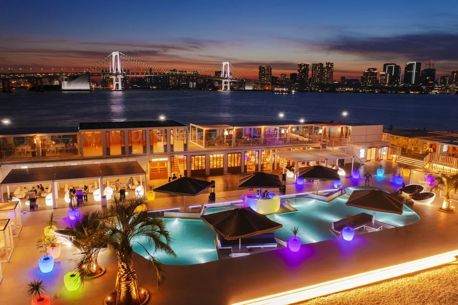 夜景のレストランCREA