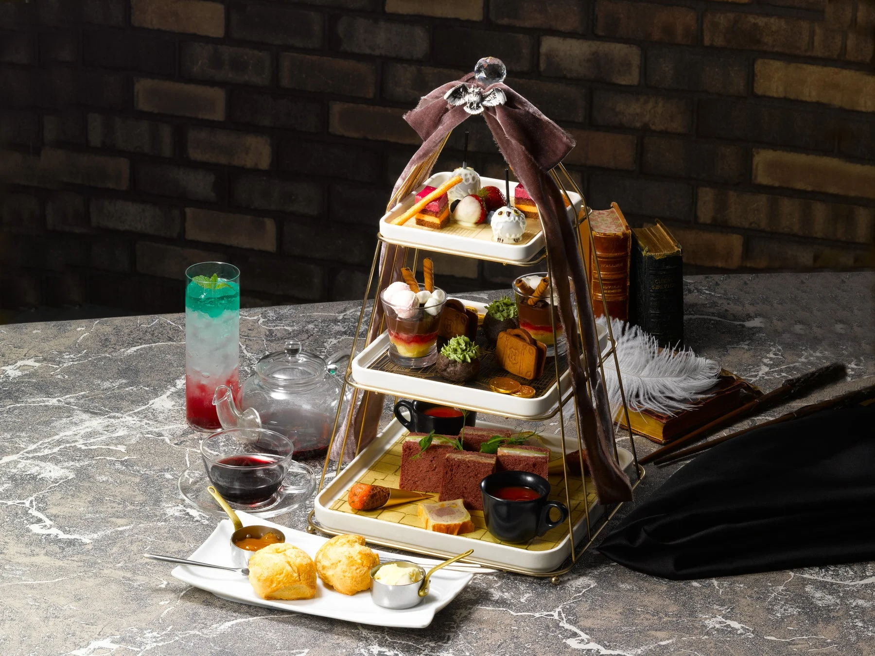 ダイアゴン横丁の買い物リストアフタヌーンティー