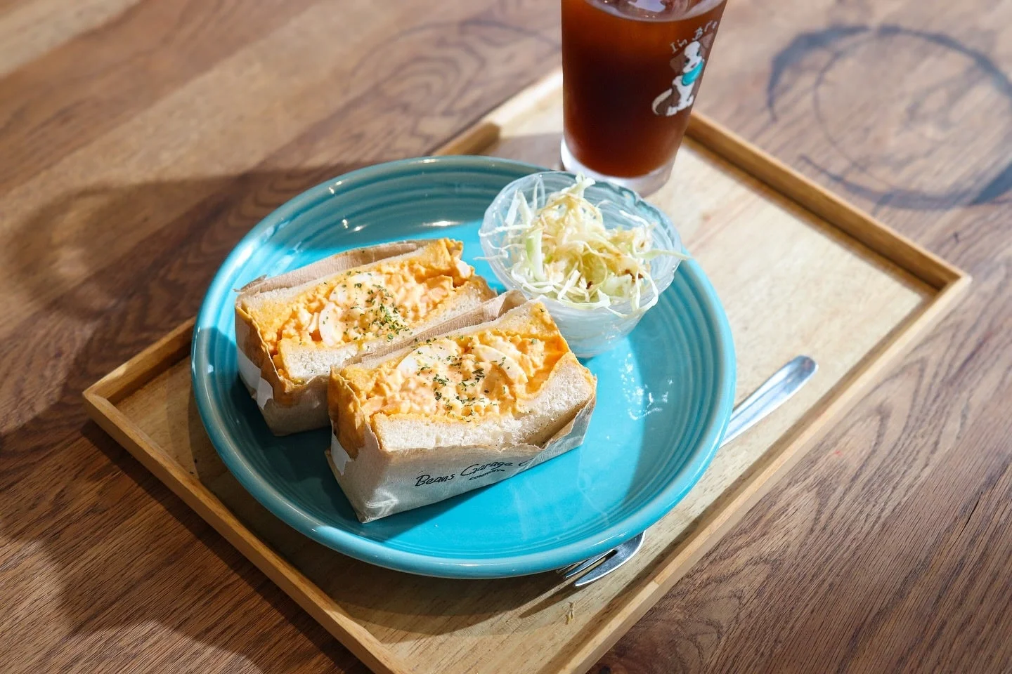 たまごサンドとアイスコーヒー