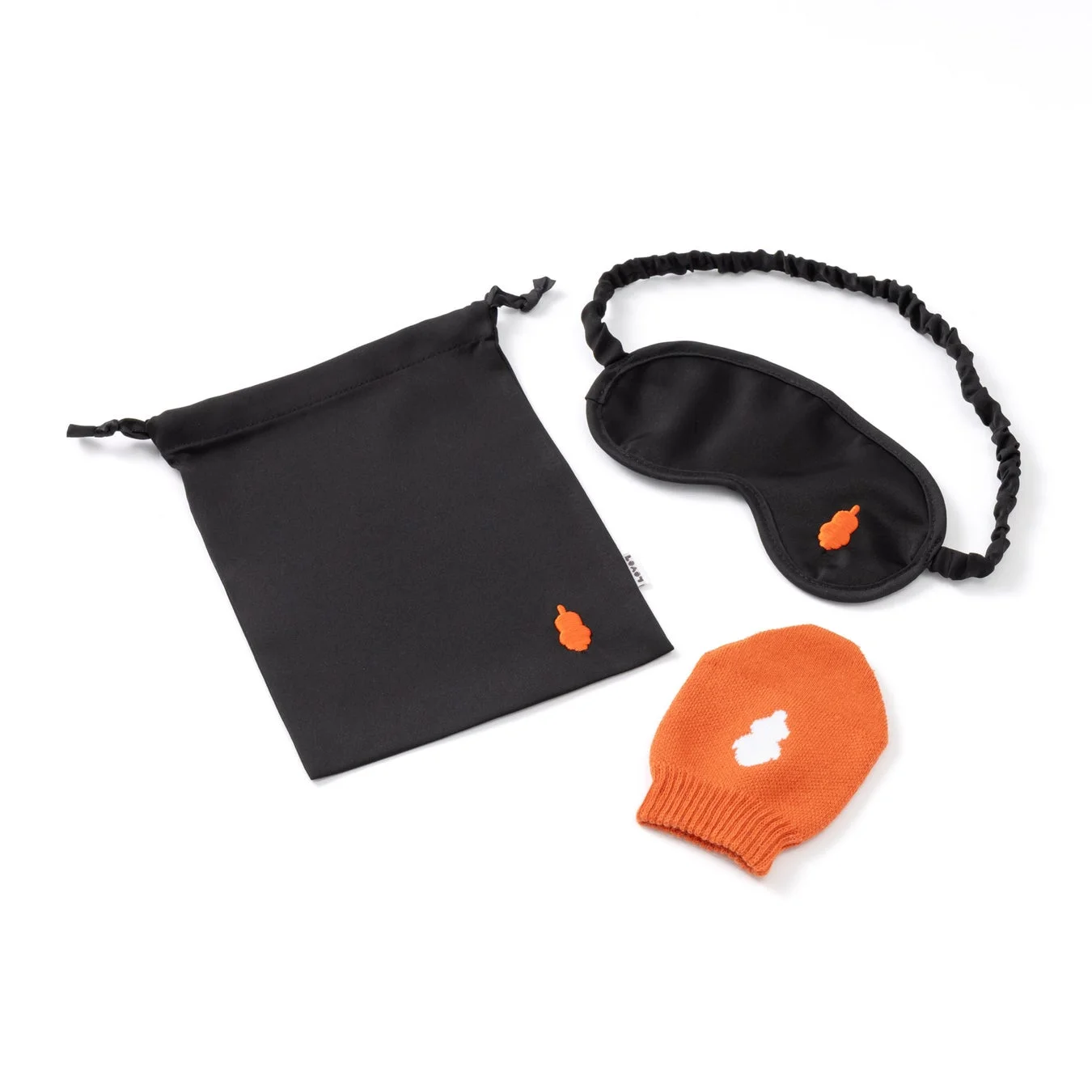 黒い巾着ポーチ、アイマスク、オレンジ色のミトン