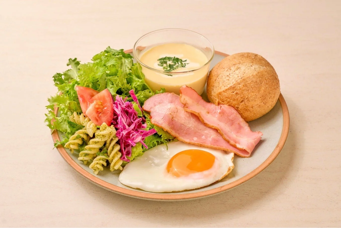 ワンプレートの洋食モーニング