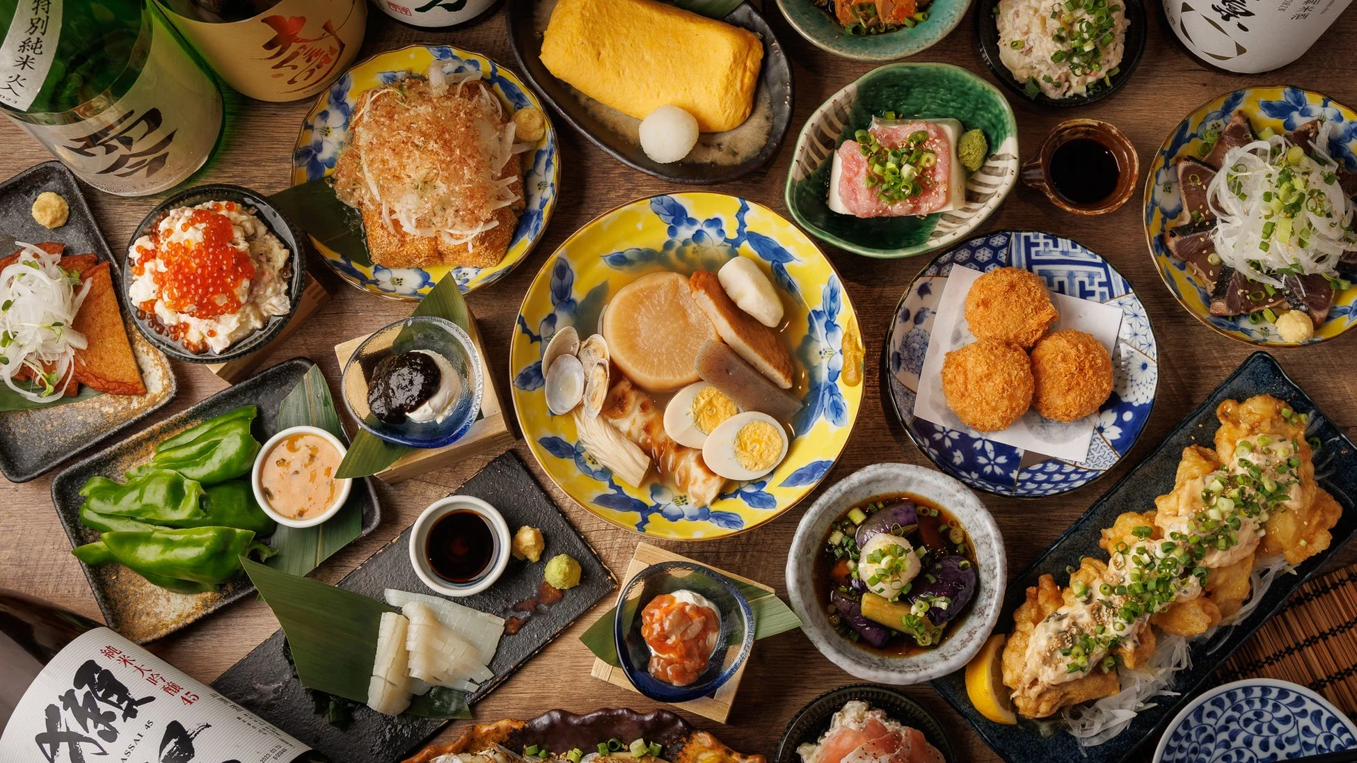 様々な和食と日本酒