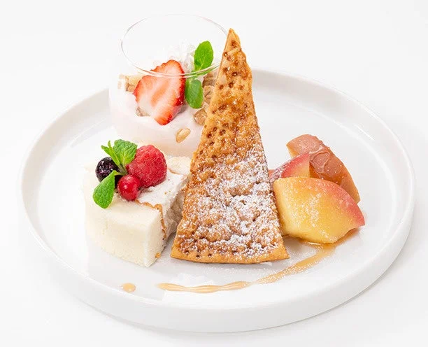 あずさアフタヌーンティーのスイーツプレート