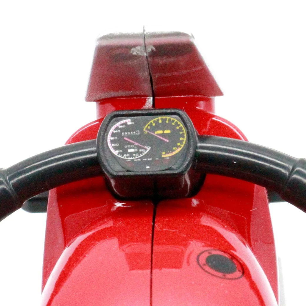 赤いピザカッターナのメーター部分