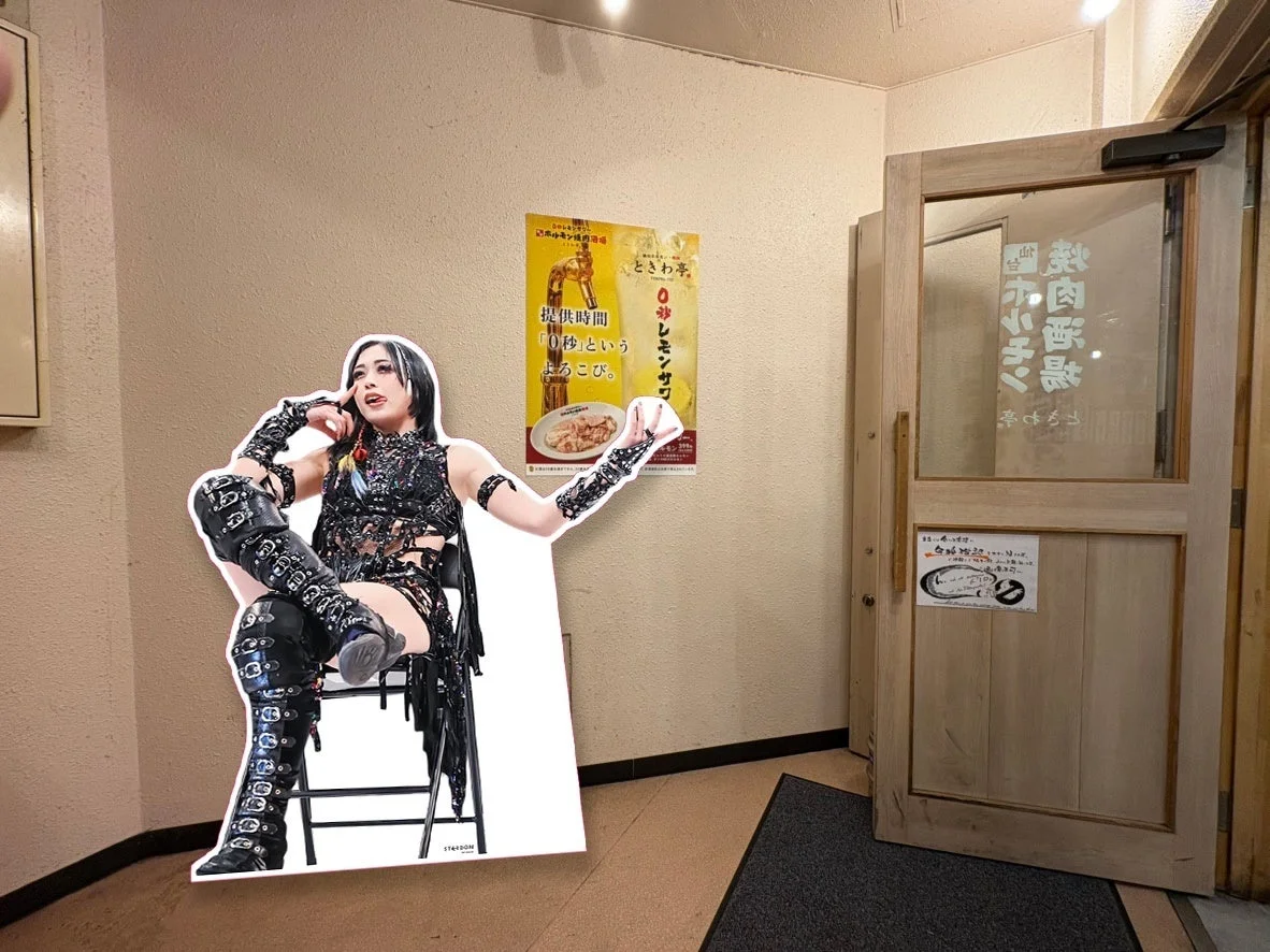 上谷沙弥選手 等身大パネル