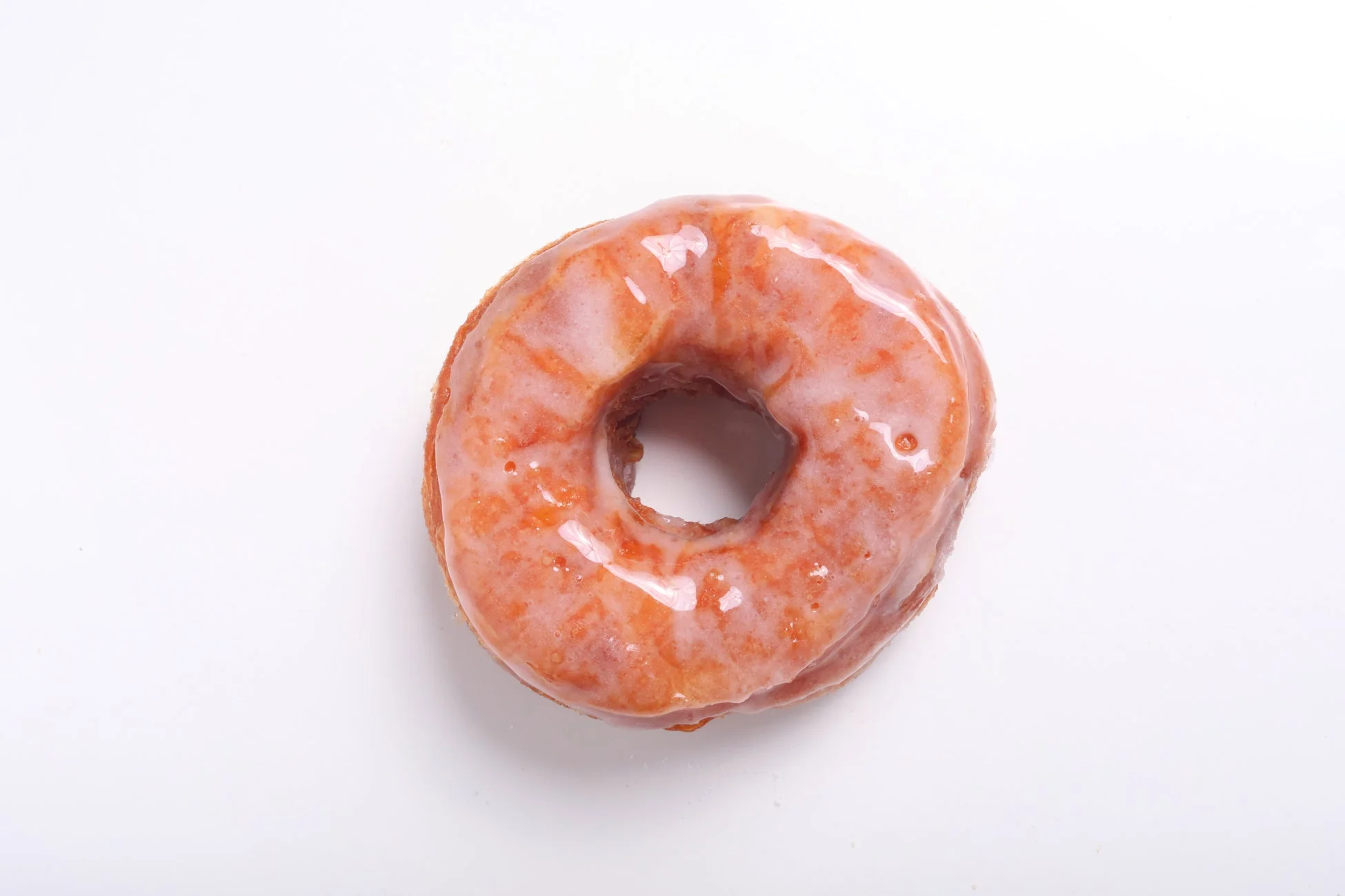 グレイズドシュガーでコーティングされたドーナツ