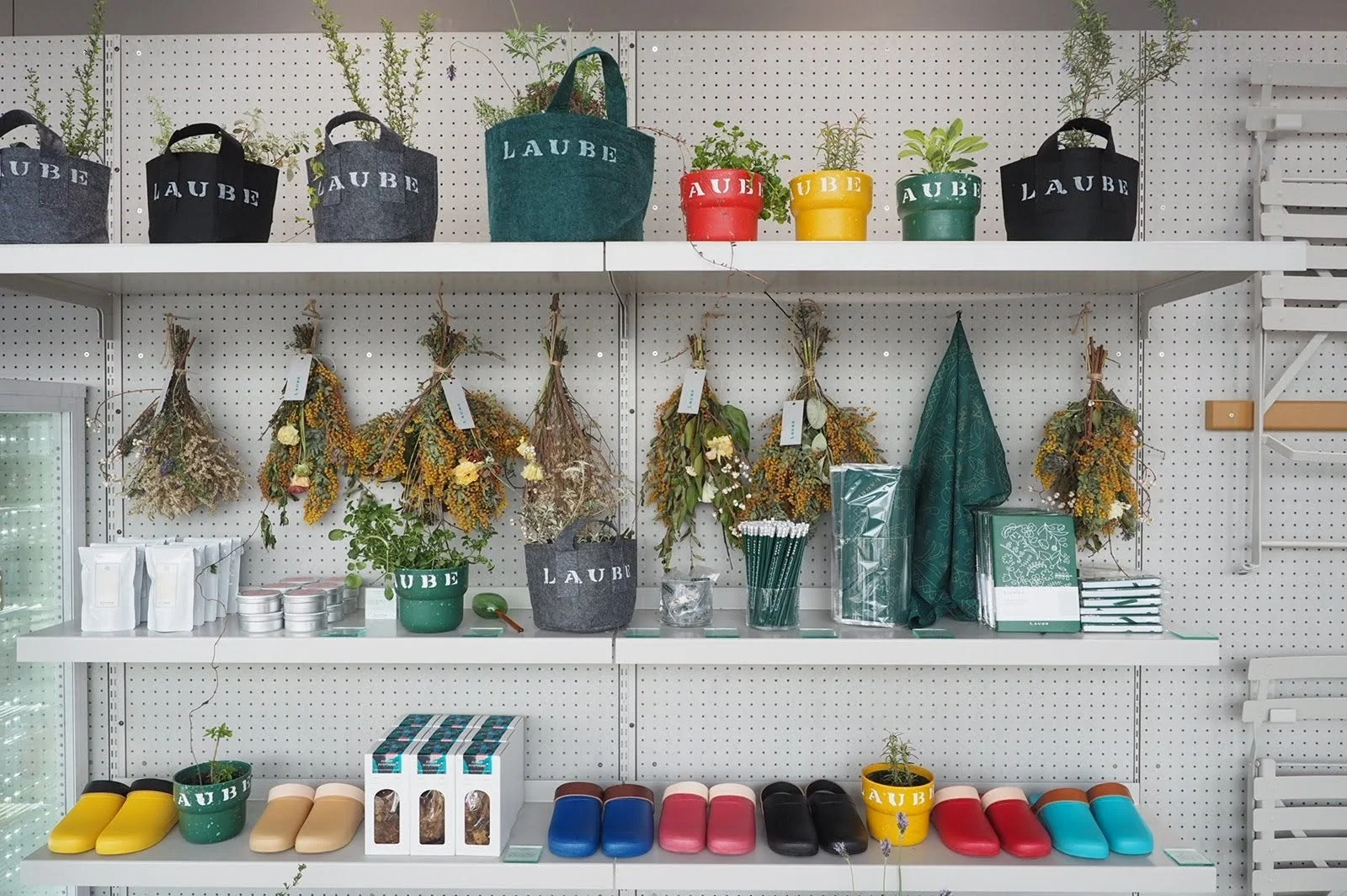 オリジナルグッズ陳列