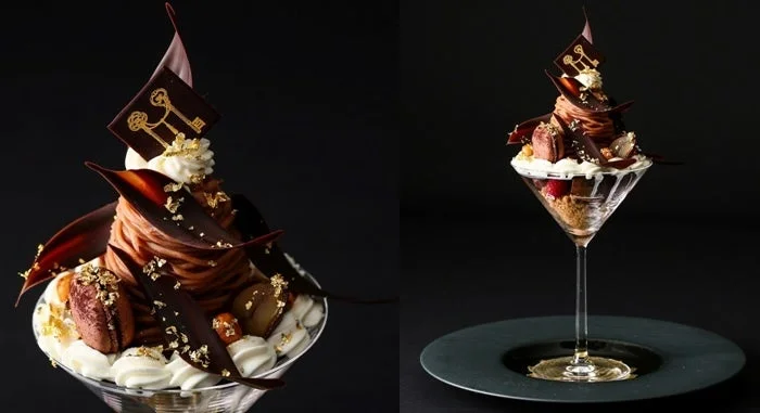 豪華なチョコレートパフェが2つ並んでいる画像