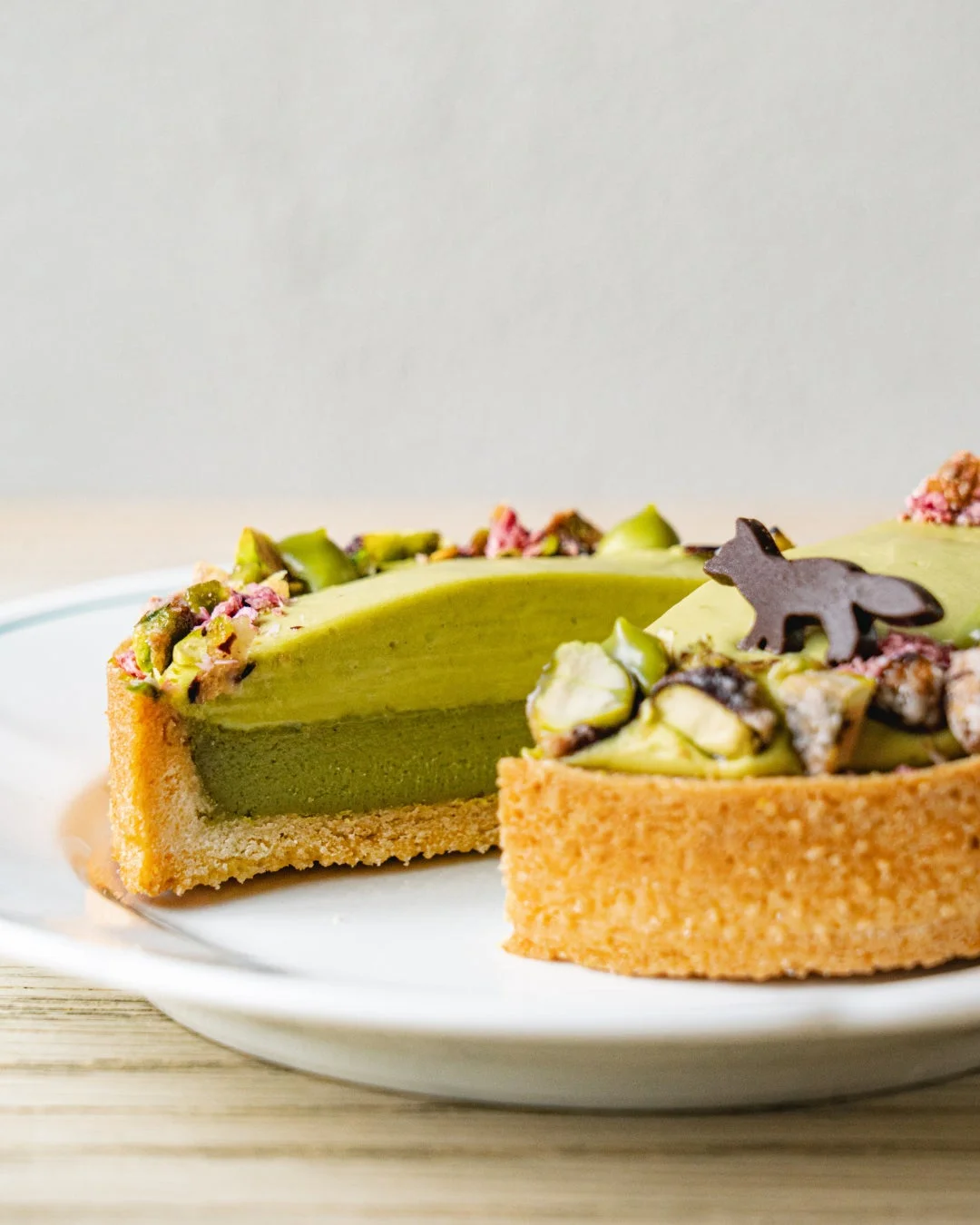 桜ピスタチオタルトアップ