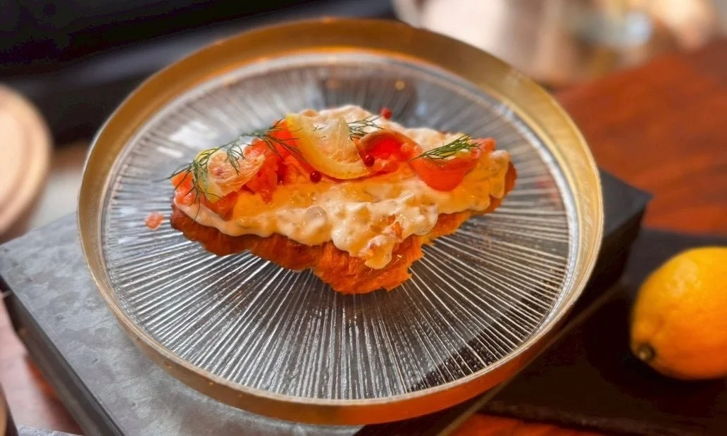 サーモンとレモンのプレスクロワッサン