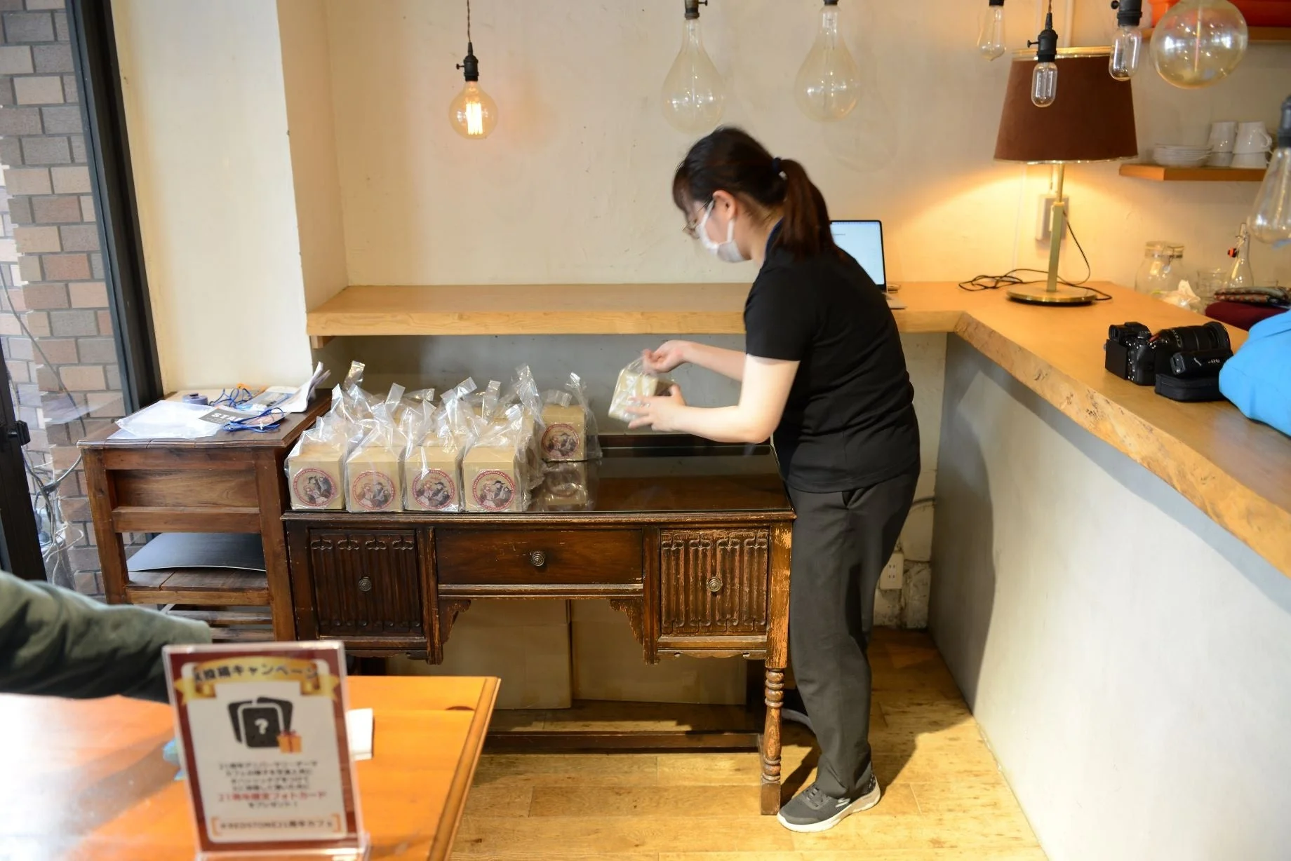 会場限定グッズの陳列