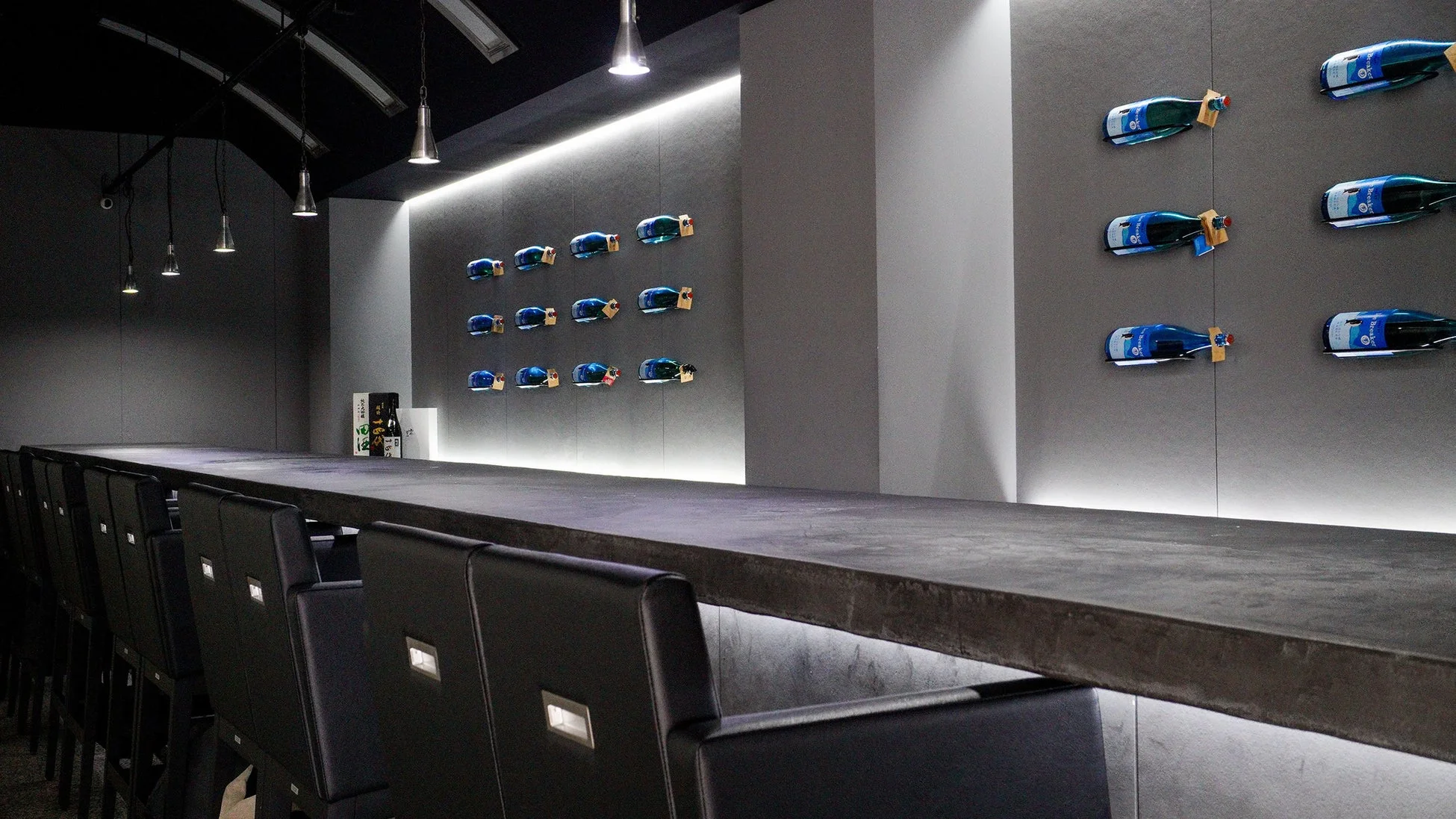 ポン酒タグラム The Barの店内