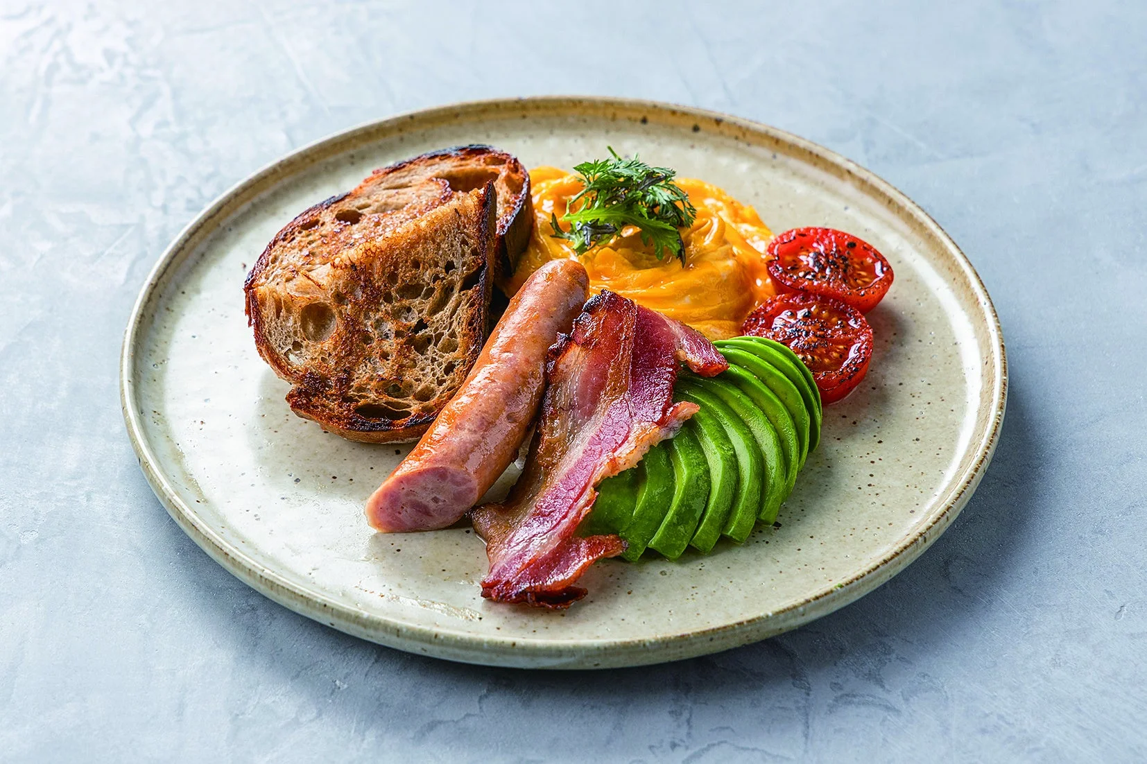 豪華なブランチプレート