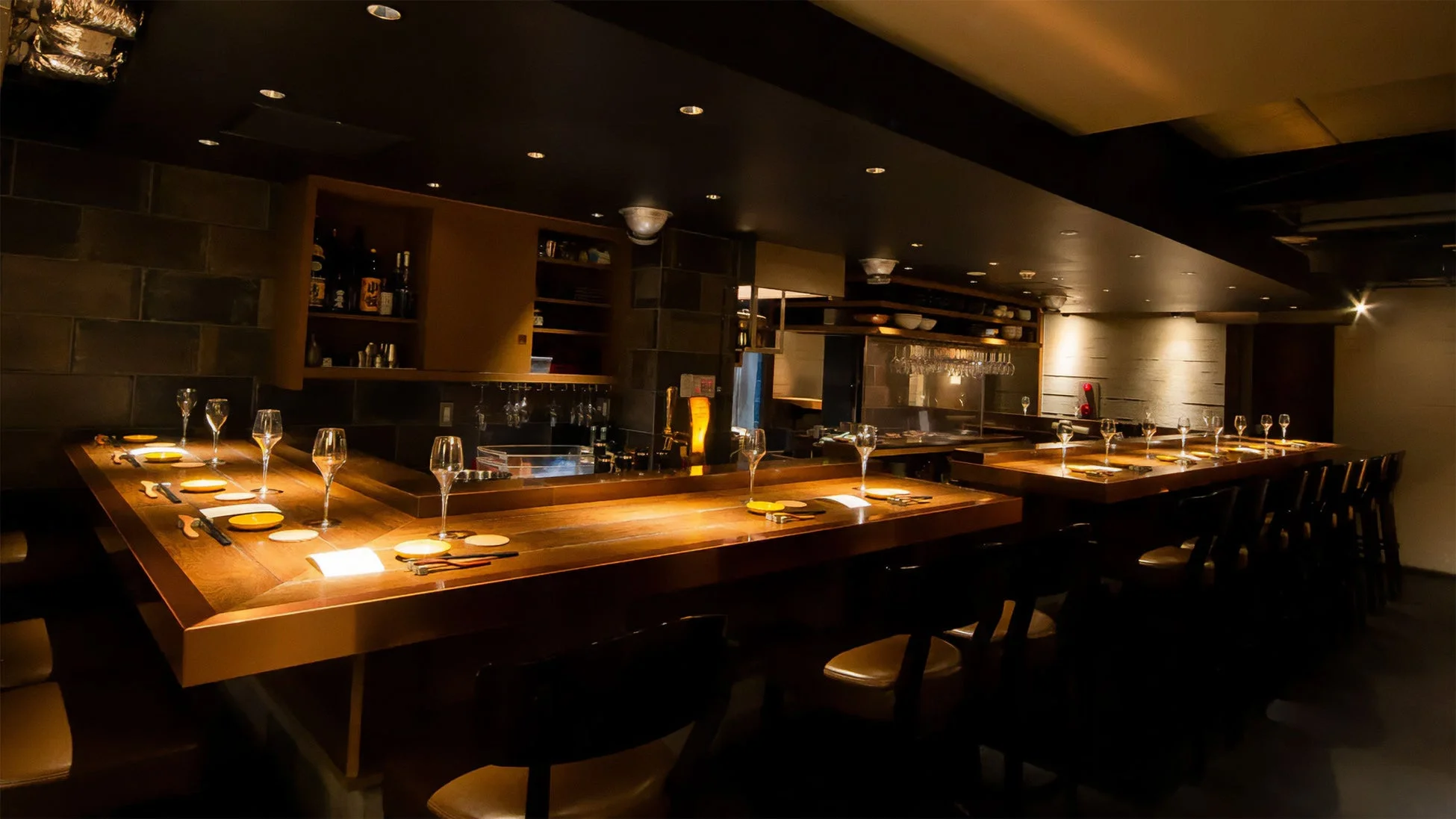 Na Camo guroの店内