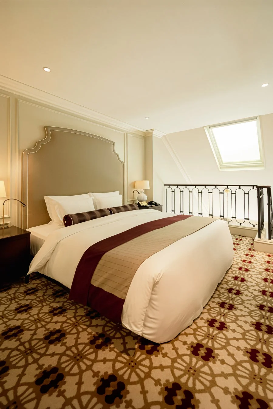 豪華なベッドルーム