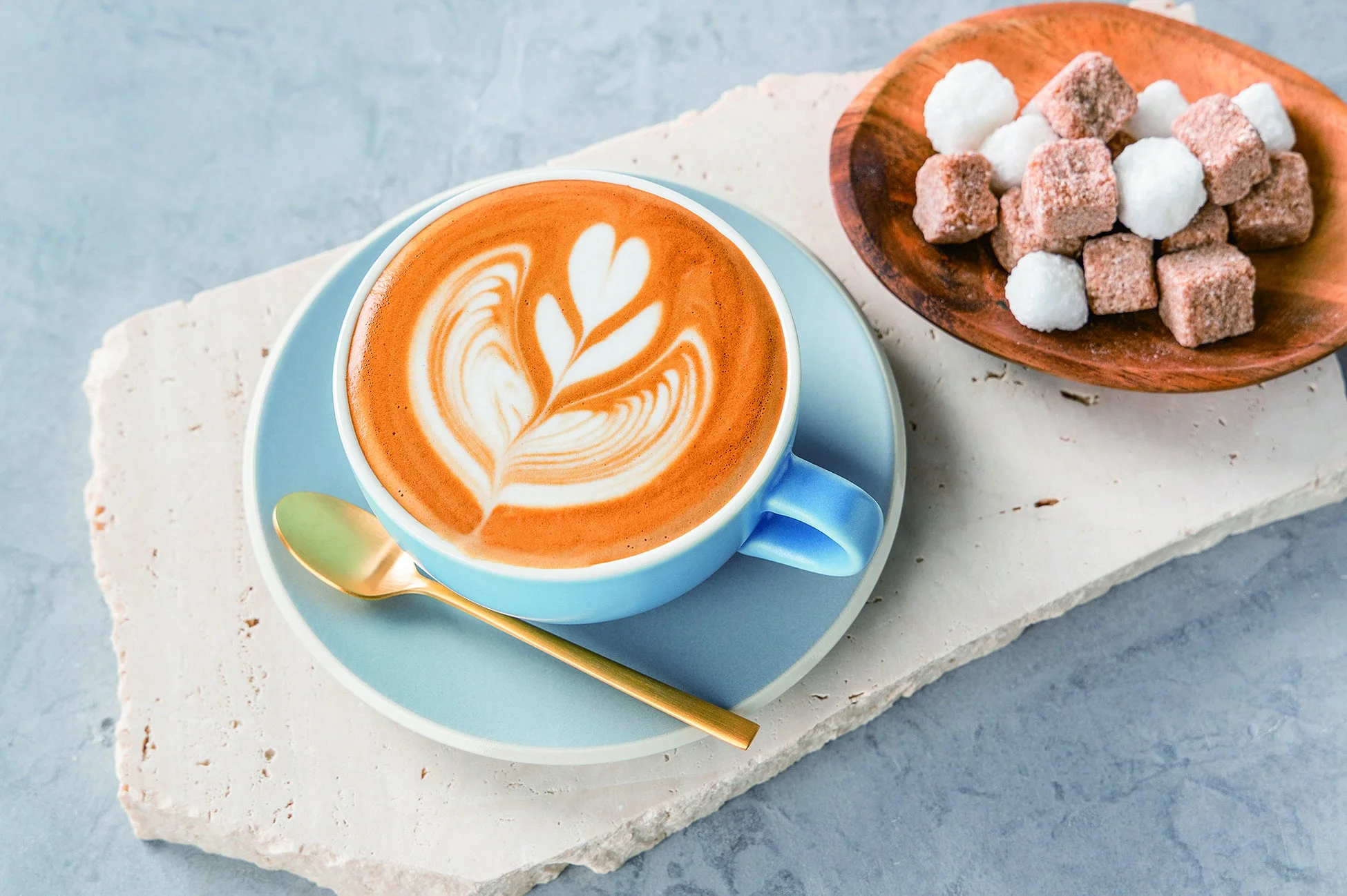 ラテアートが美しいカフェラテ