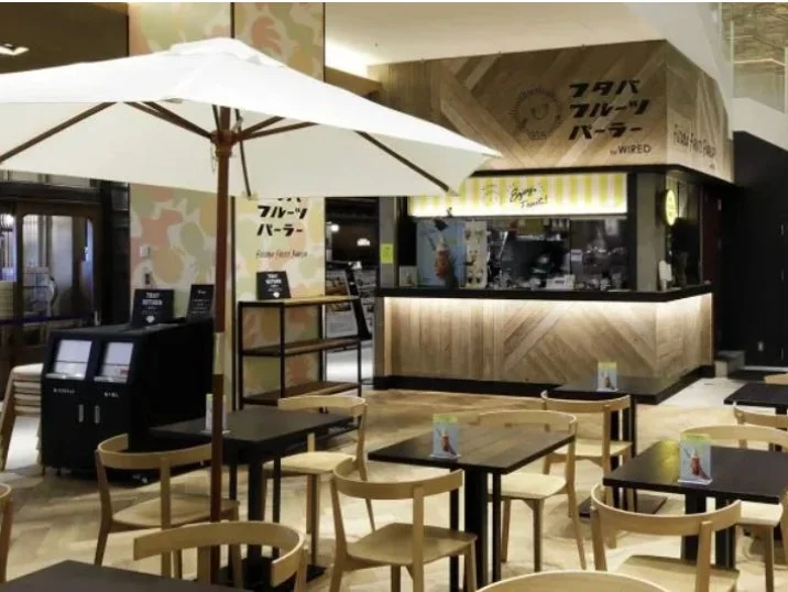 フタバフルーツパーラーの店内風景