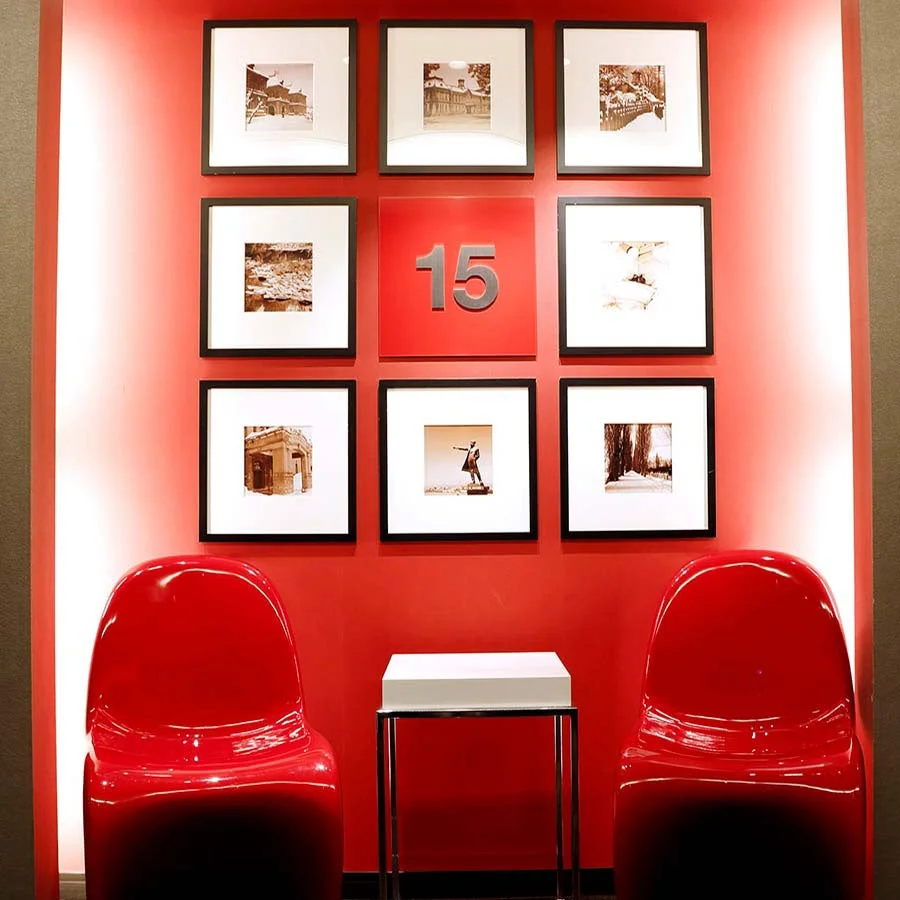 ホテル内観_赤壁アート