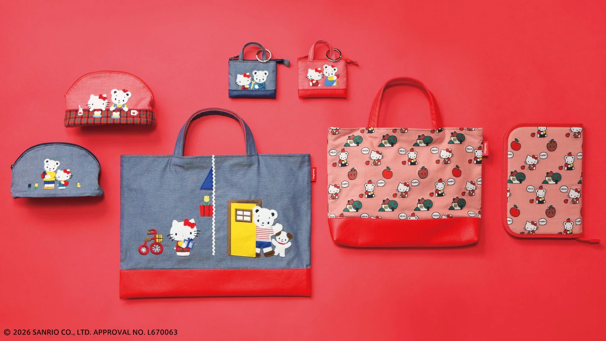 ハローキティとファミリアのキャラクターがデザインされた様々なバッグやポーチ