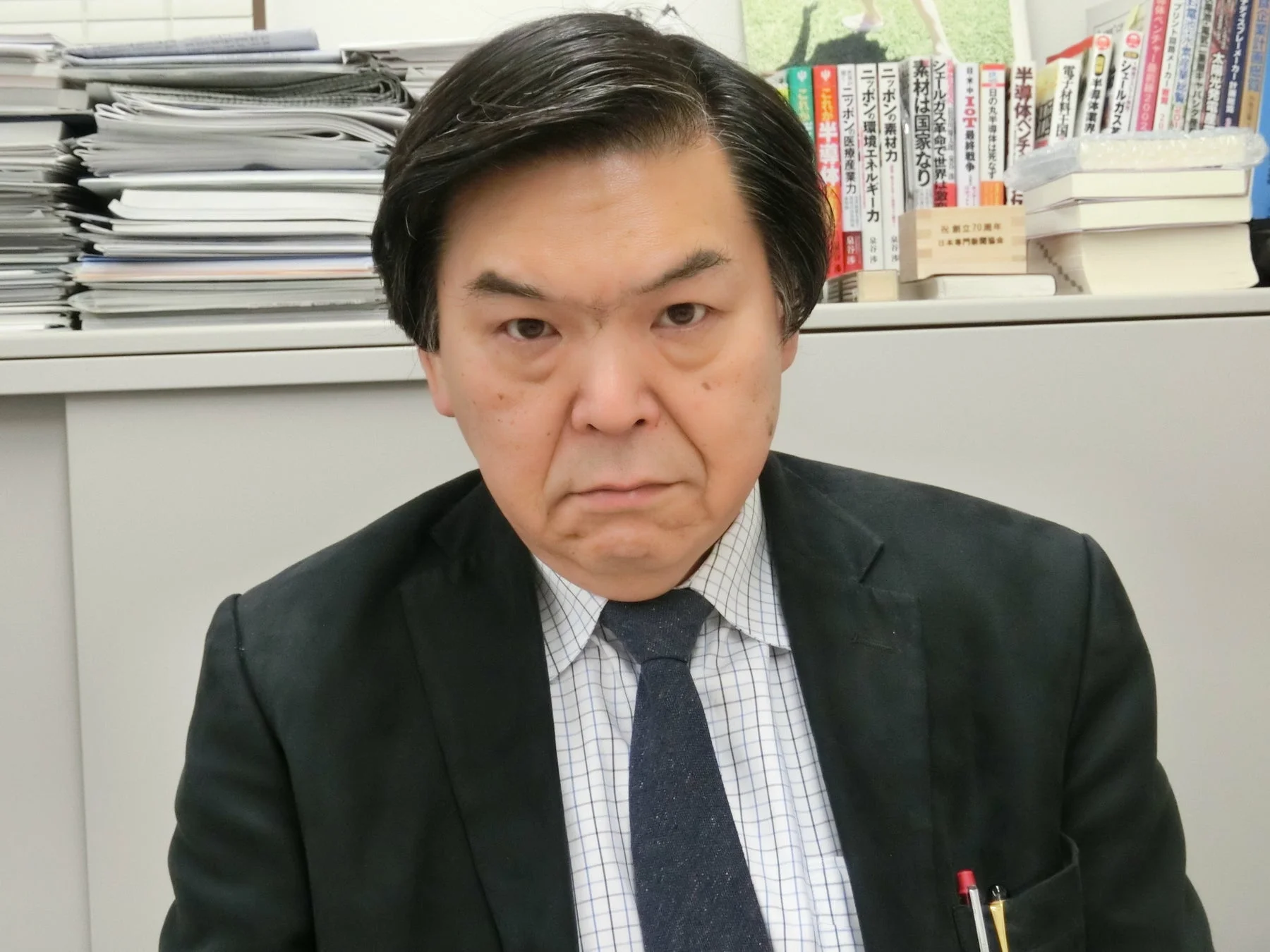 講演する泉谷渉氏