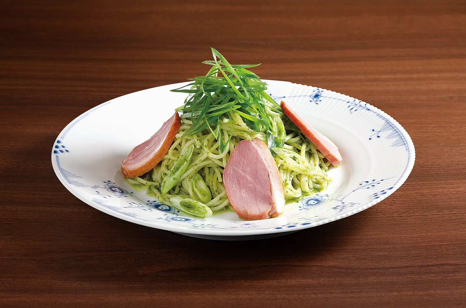 京都九条葱と紅茶鴨の椿屋特製バジルソース
