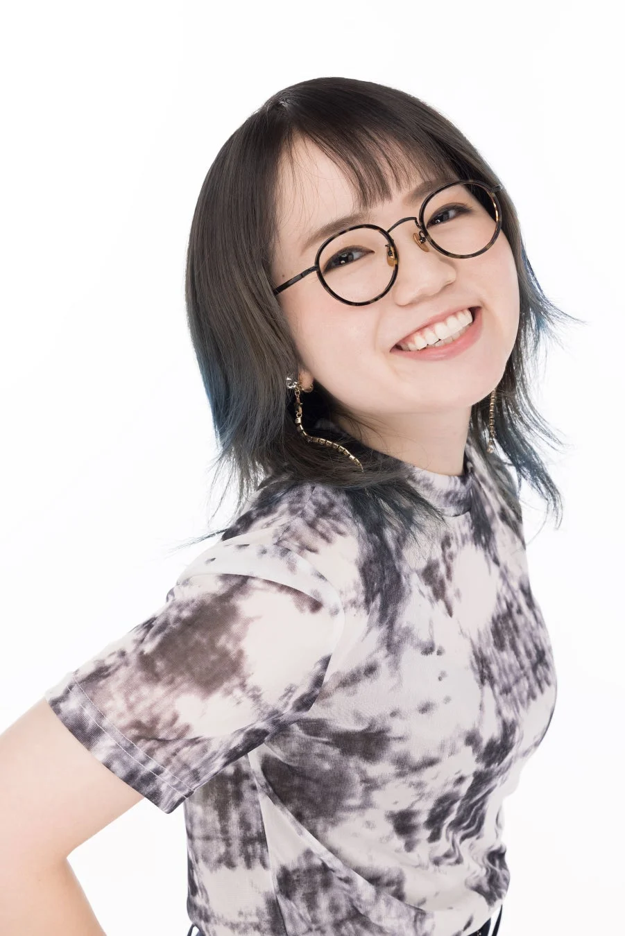 引坂理絵氏