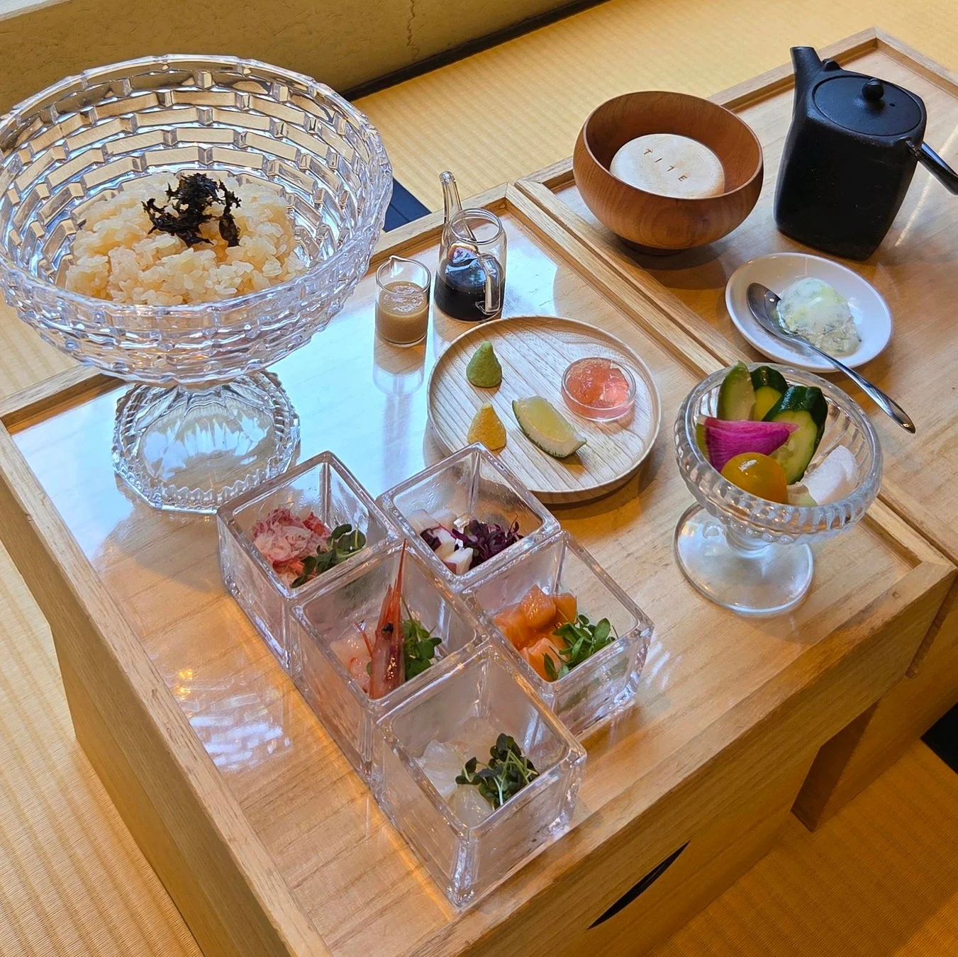 TILEの金沢薬味海鮮丼 “NAGI”