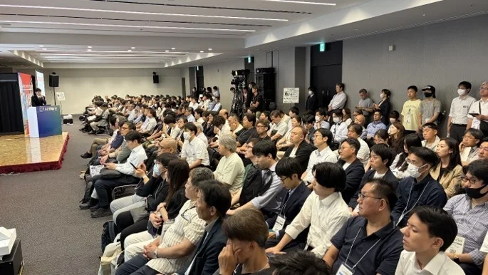 カンファレンス会場の様子