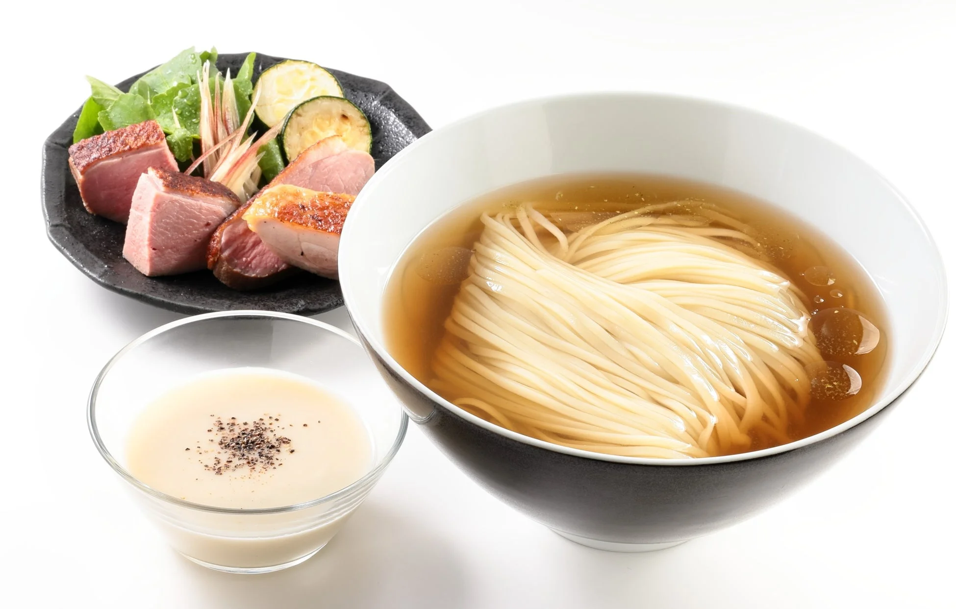 自家製あいち鴨節と地鶏の冷やし魯山人醤油らぁ麺
