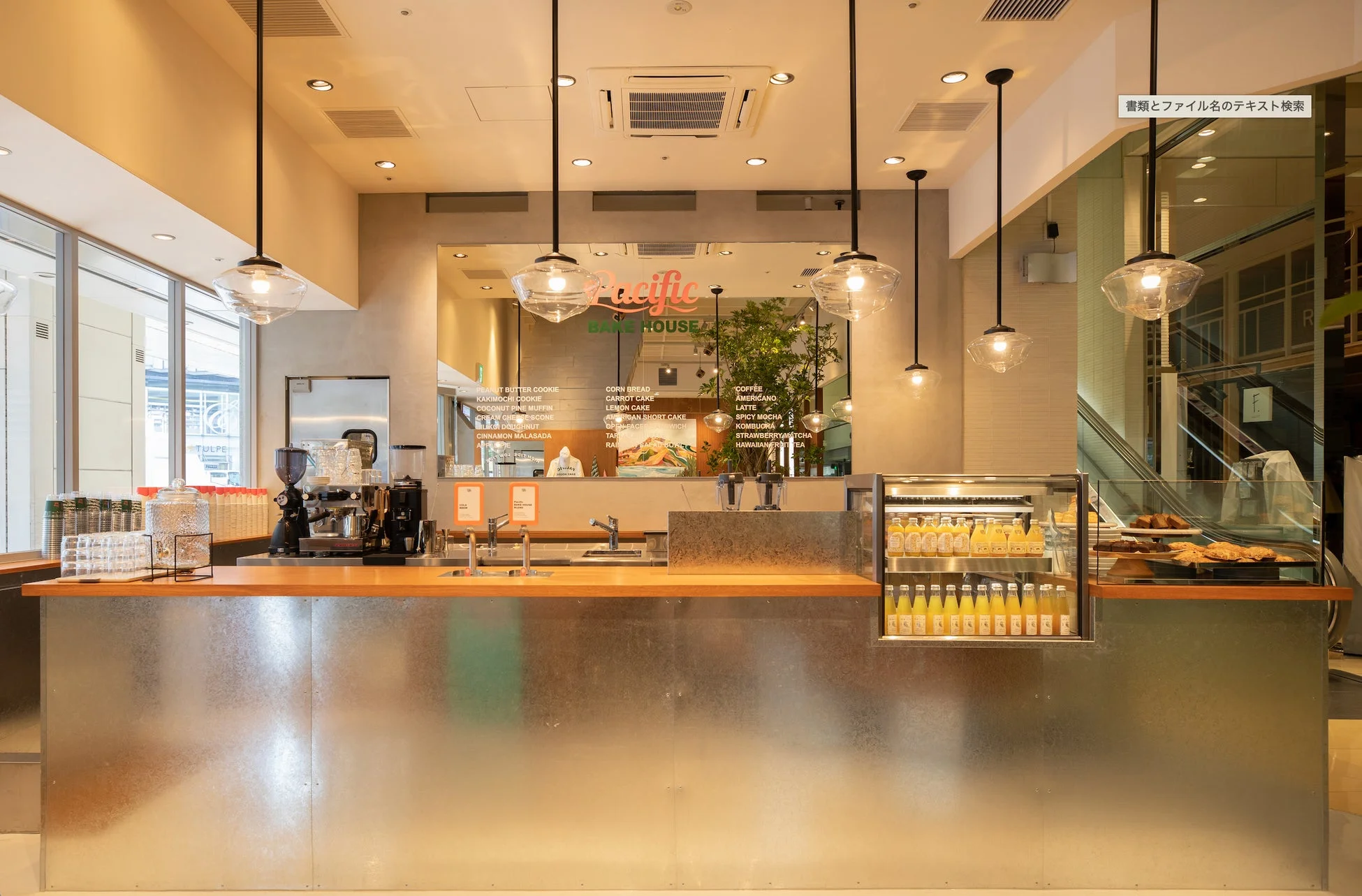 Pacific BAKE HOUSE店内
