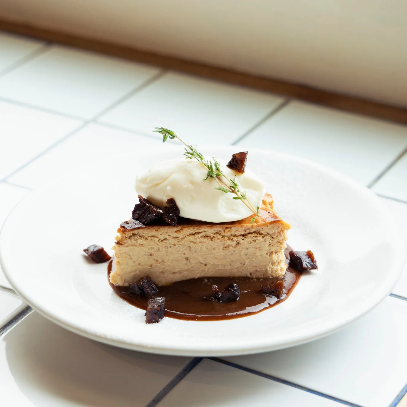 カリフォルニアプルーンバスクチーズケーキ