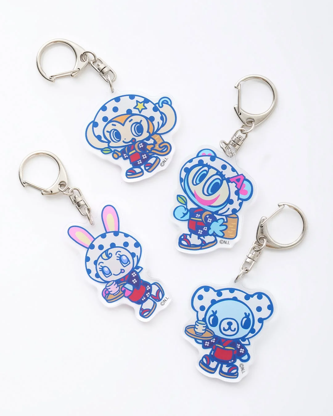 茶摘み姿のナルミヤキャラクターズ