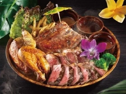 ボリューム満点肉料理
