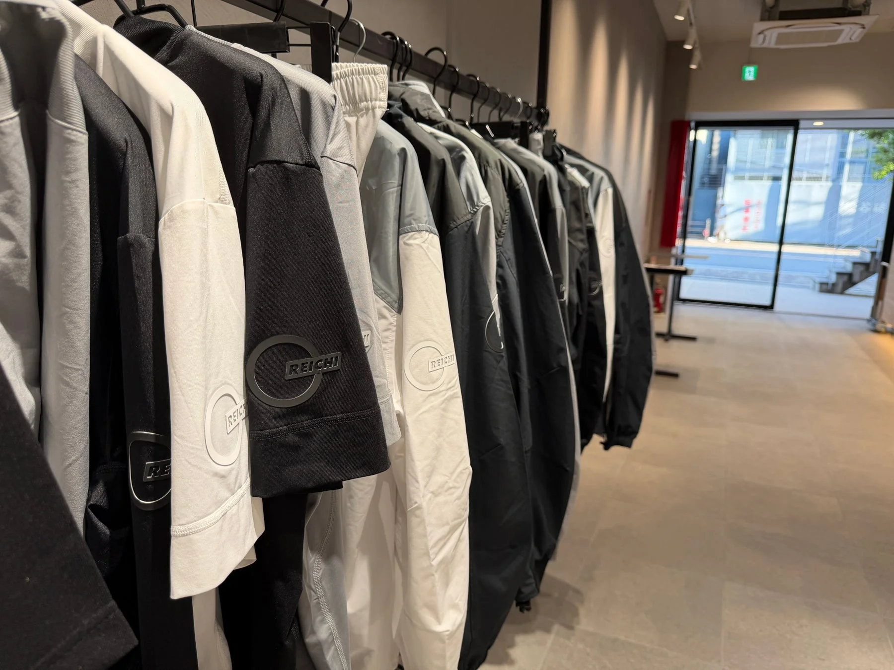 REICHIのアパレル商品
