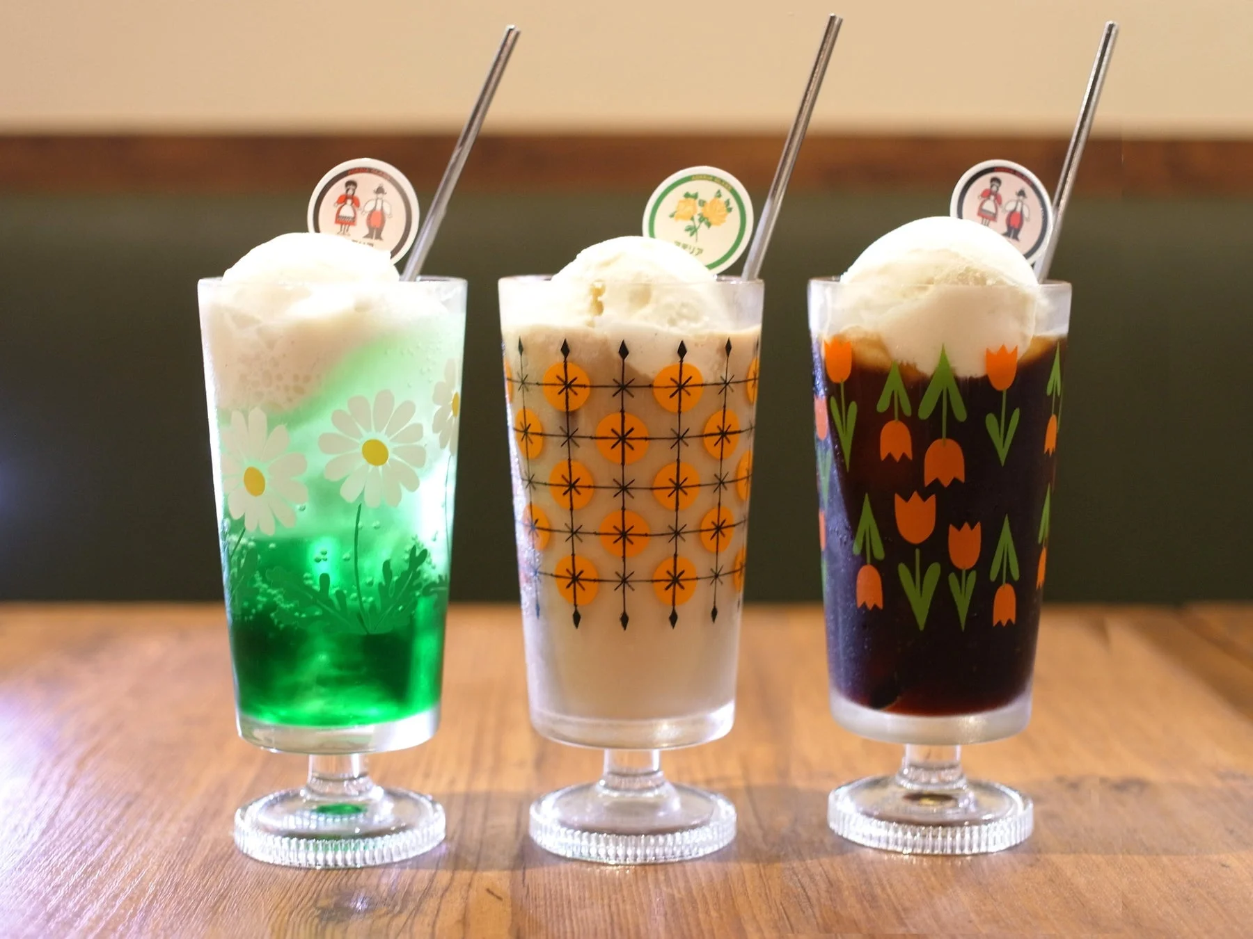 クリームソーダとフロート