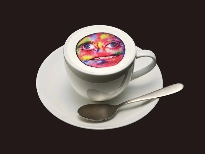 《カリカチュア》ラテ