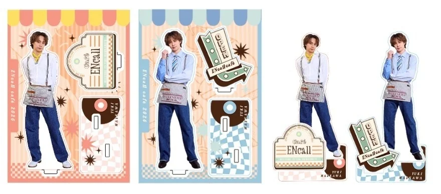 カフェ店員風の衣装をまとった男性アイドルのアクリルスタンド