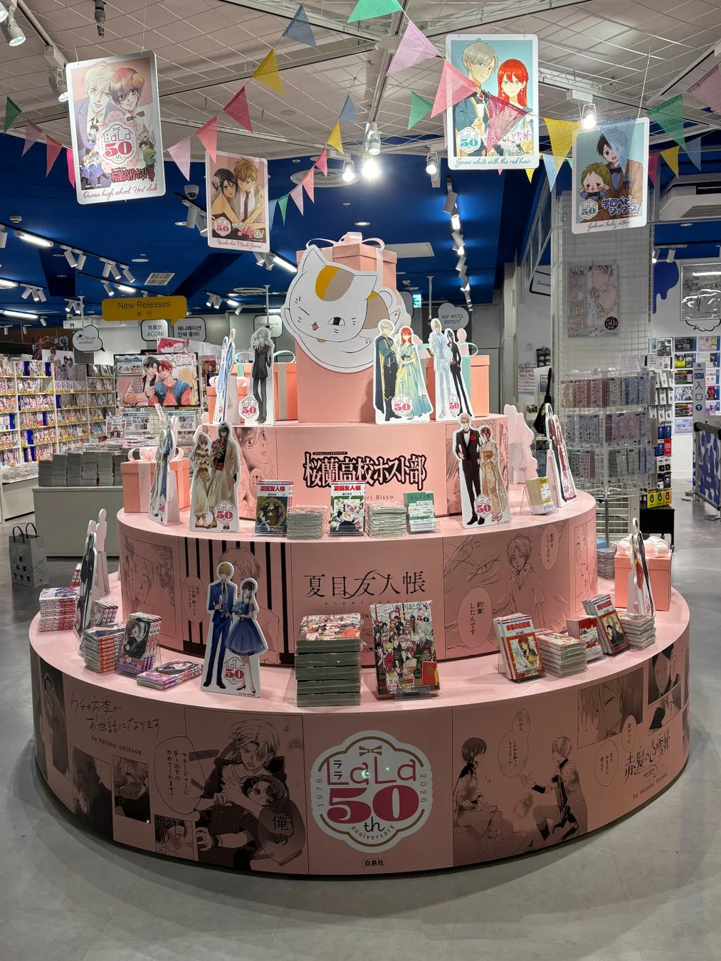 アニメイト梅田店 ディスプレイ