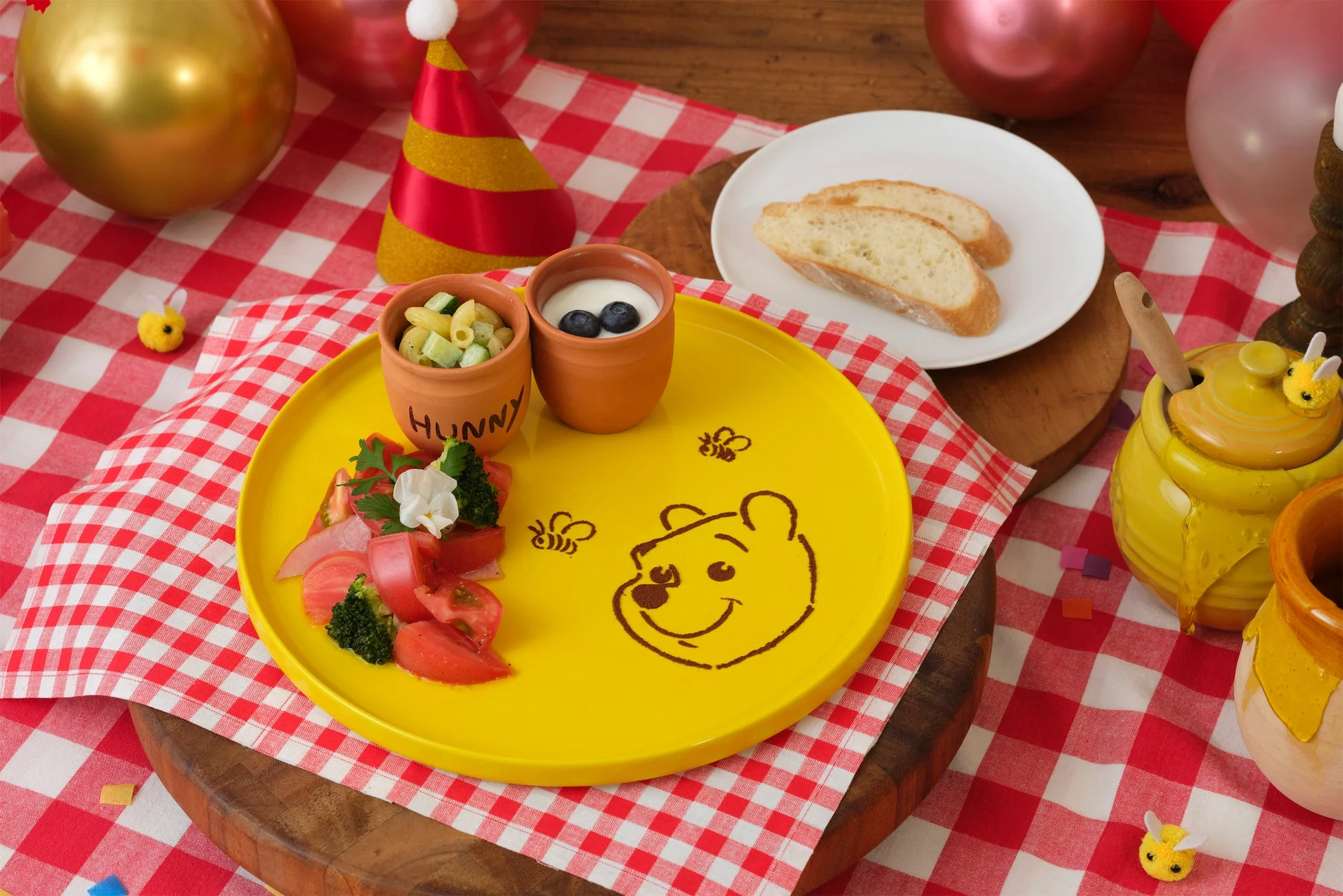 はちみつかけてたべたいなぁ♪サラダ＆ヨーグルトプレート