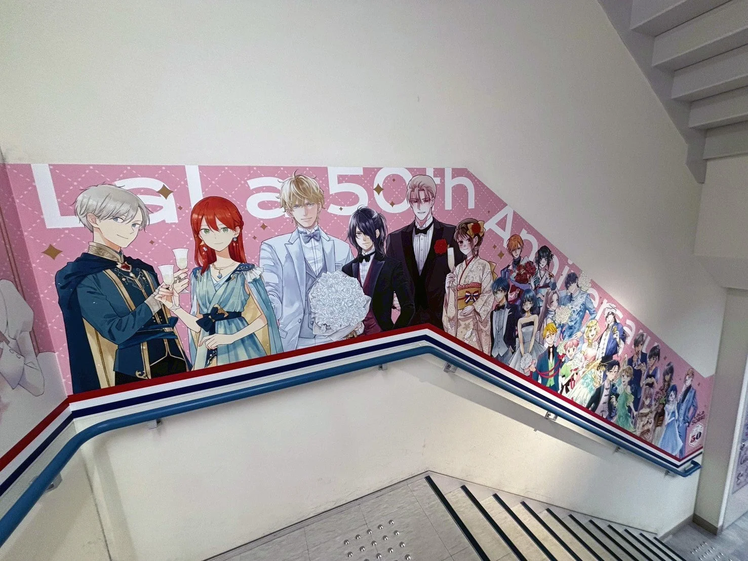 アニメイト池袋本店 階段広告2