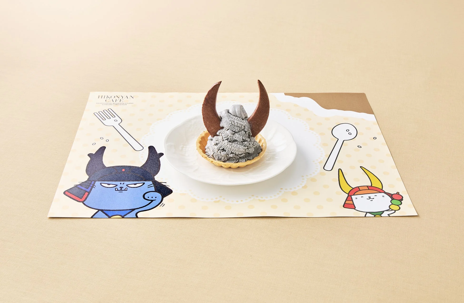 ひこにゃんカフェの黒ごまアイスデザート
