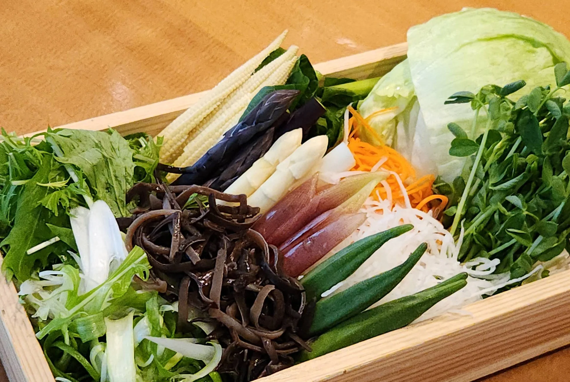 新鮮な野菜の盛り合わせ
