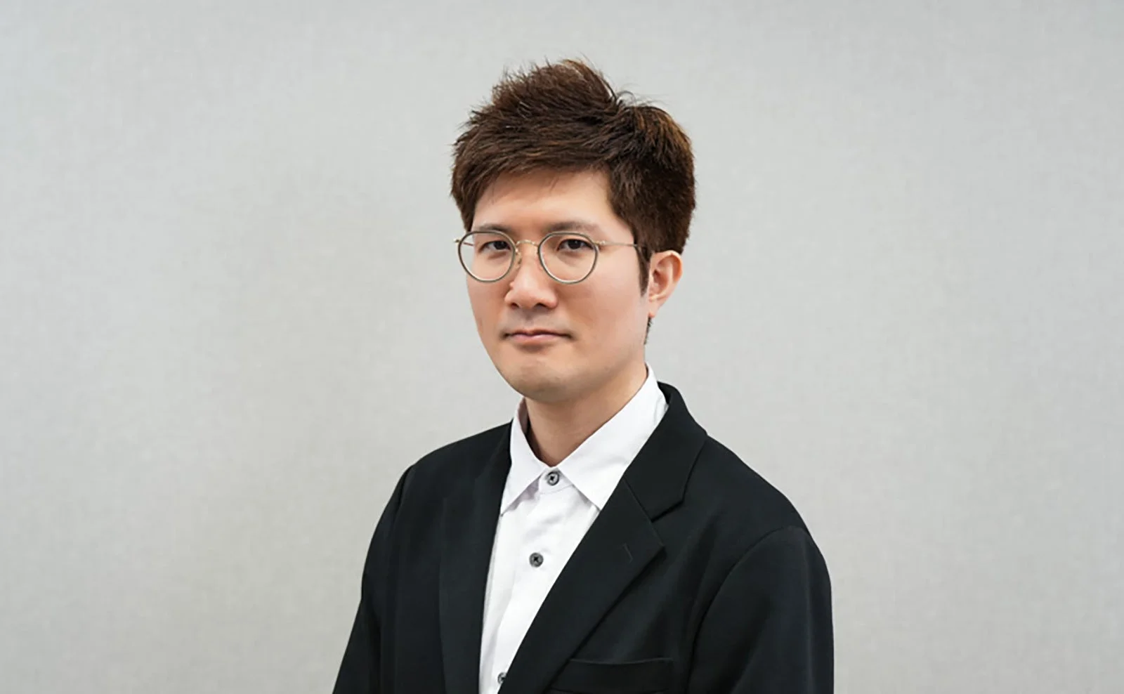 橘大雅氏のポートレート