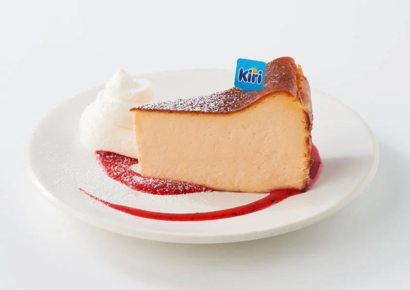 贅沢ストロベリー バスクチーズケーキ